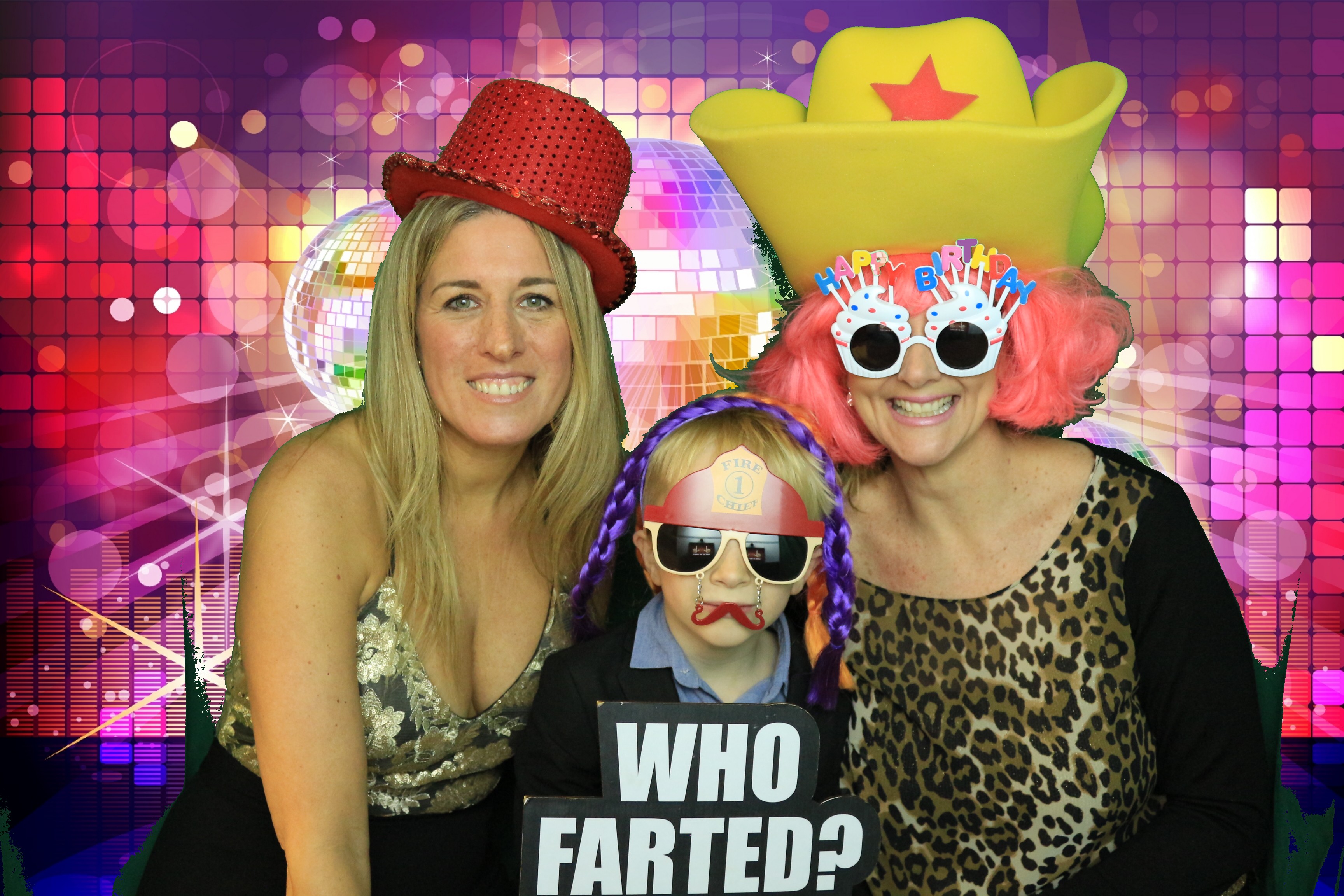 Yvette and Claire’s 40th birthday! - Images | View more photos from the event at gallery.partydelightsphotobooth.co.uk/u/PartyDelightsPhotoBooth/Yvette-and-Claire’s-40th-birthday-Images